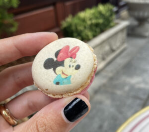 Minnie Macaroon