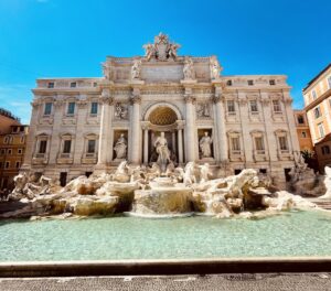 trevi fountain