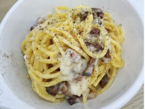 cacio e pepe italian food